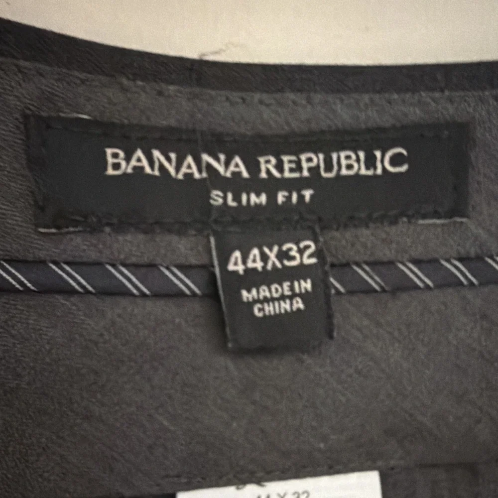 Banana Republic Men's 44x32 Black Super 120s Wool Italian Flat Front Dress Pants